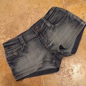 YMI from city of angels 7"rise 2.5"inseam 15"waist